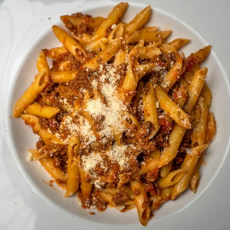 Penne bolognese, one of the Chef's Roma Kitchen catering trays